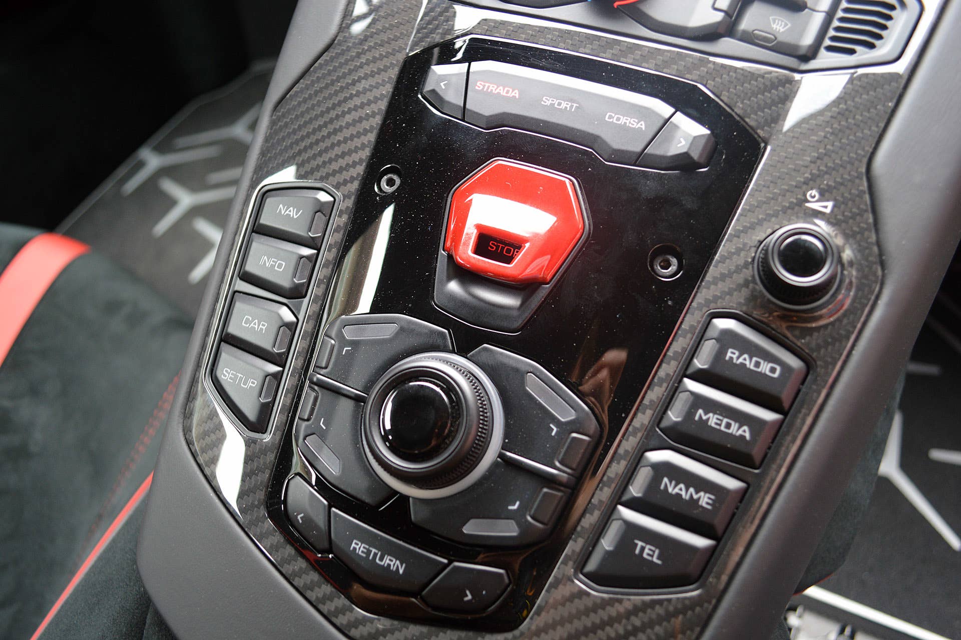 2016 Lamborghini Aventador LP 750-4 Superveloce instrument panel