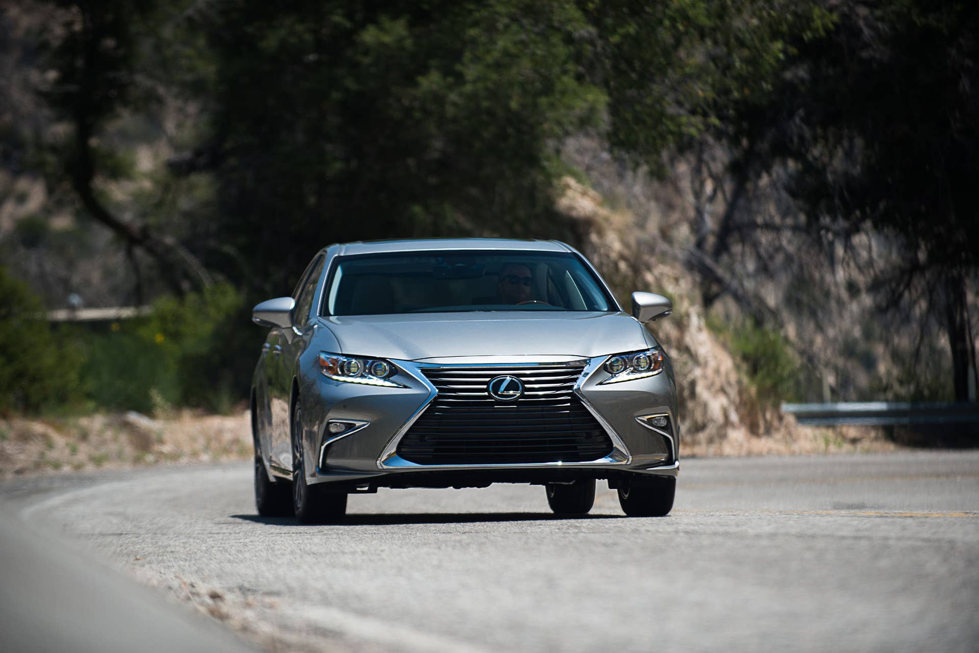 2016 lexus es350 front