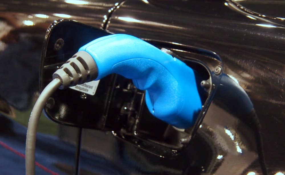 Battery Show 2015: Genovation GXE All-Electric Corvette