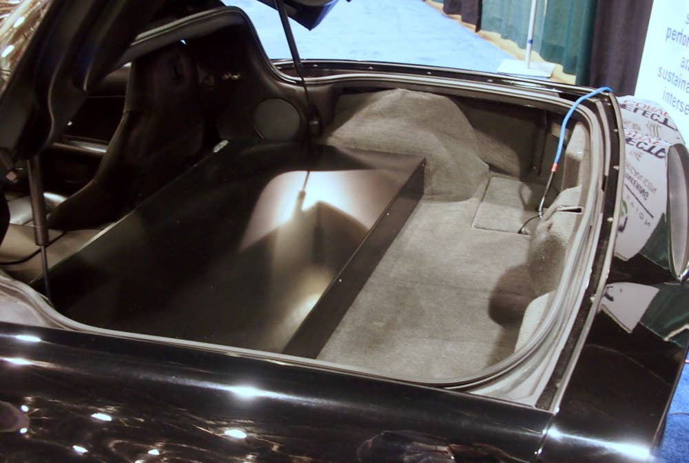 Battery Show 2015: Genovation GXE All-Electric Corvette