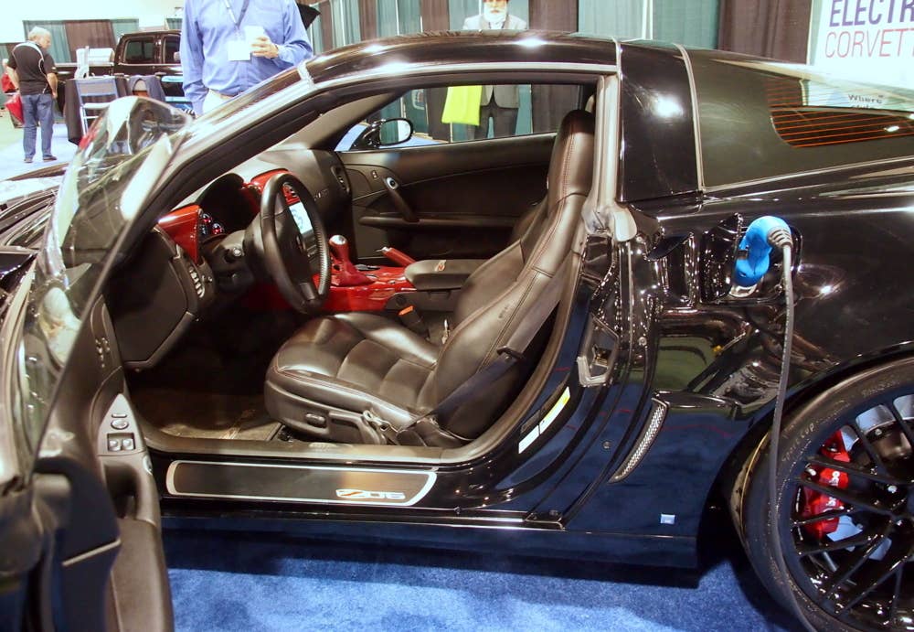 Battery Show 2015: Genovation GXE All-Electric Corvette