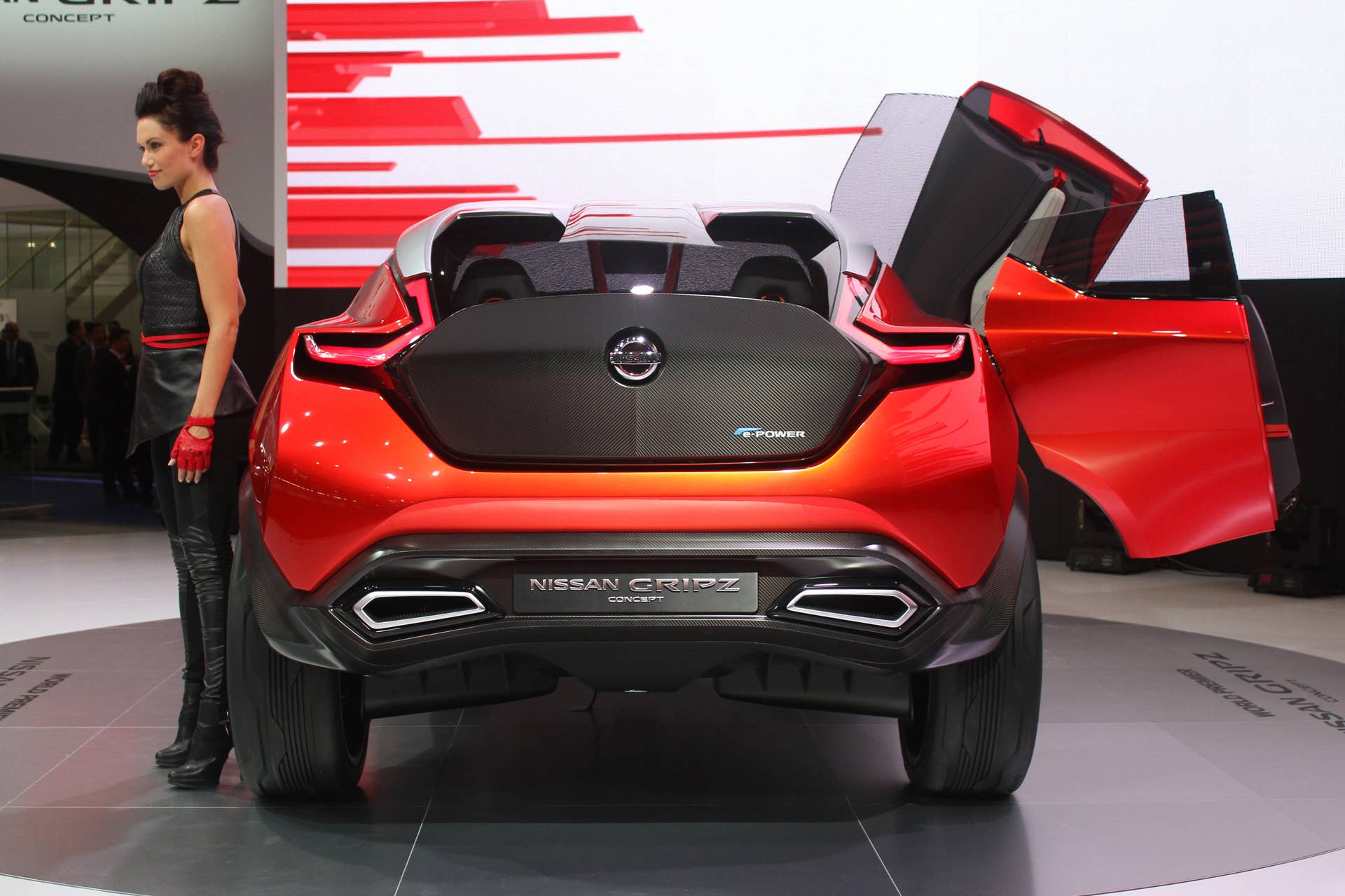The Nissan Gripz concept unveiled at the 2015 Frankfurt Motor Show, rear view.