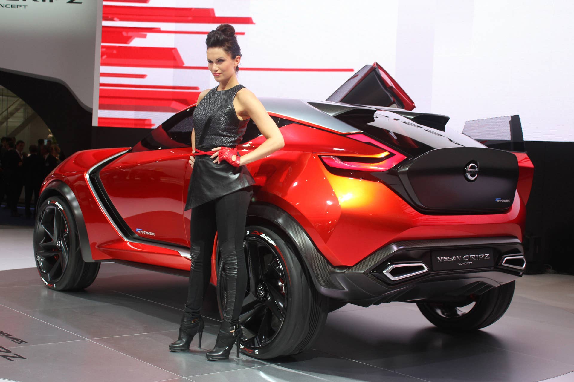 The Nissan Gripz concept unveiled at the 2015 Frankfurt Motor Show, rear three-quarter view, with model.