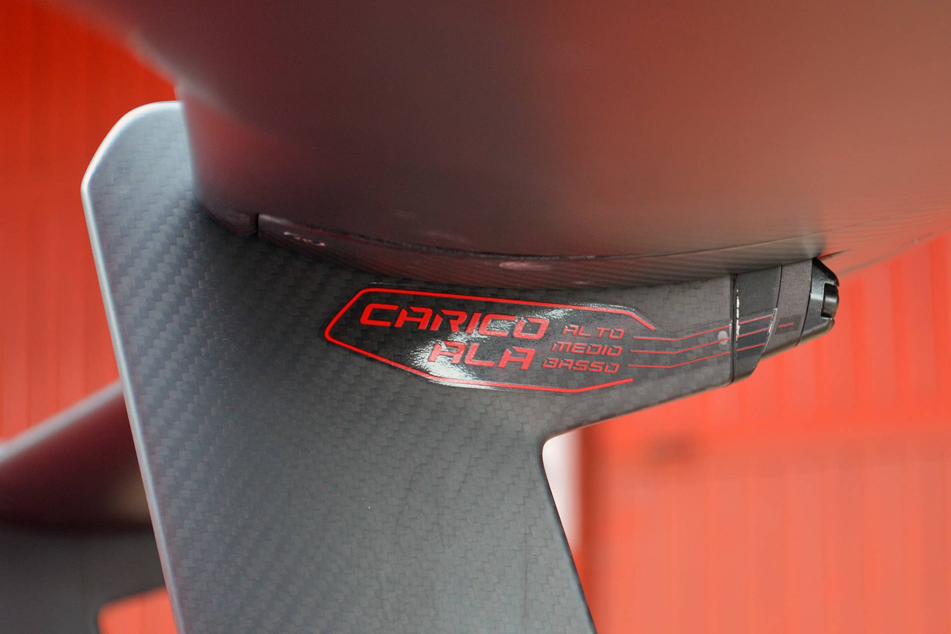 2016 Lamborghini Aventador LP 750-4 Superveloce rear wing detail