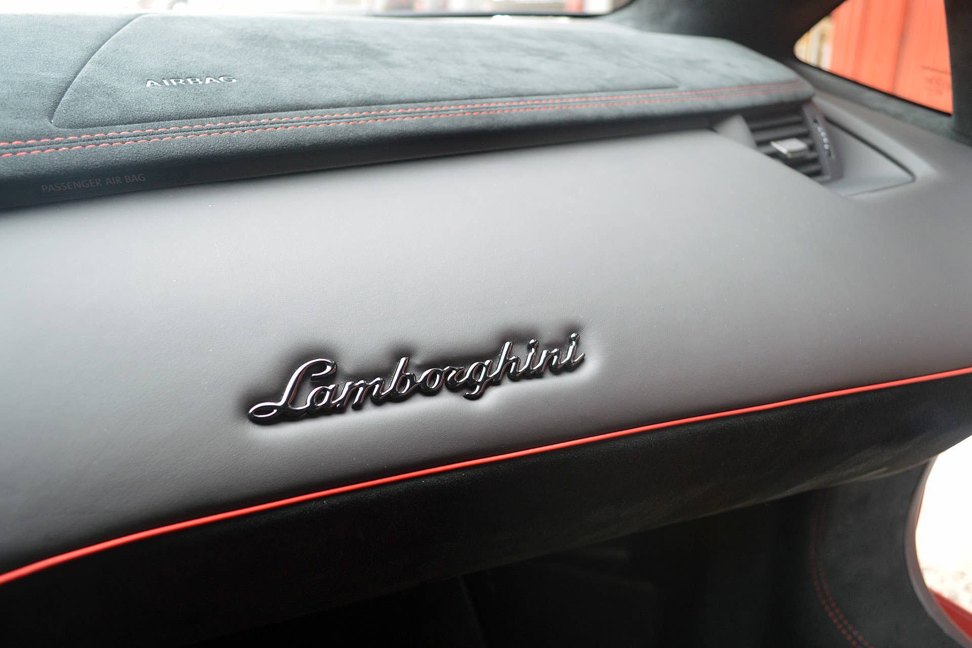 2016 Lamborghini Aventador LP 750-4 Superveloce dash