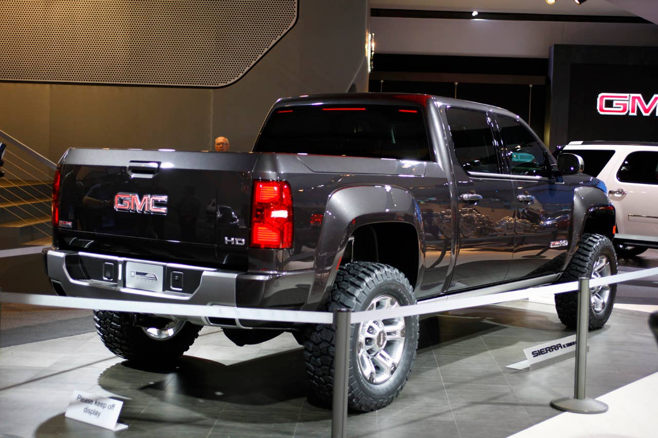 GMC Sierra All Terrain Concept rear 3/4