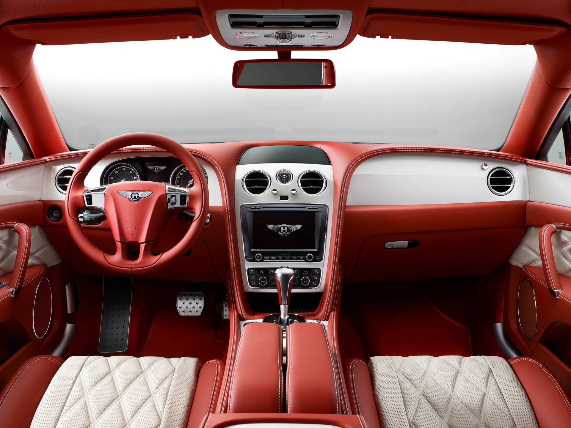 Bentley Flying Spur by Mulliner dashboard