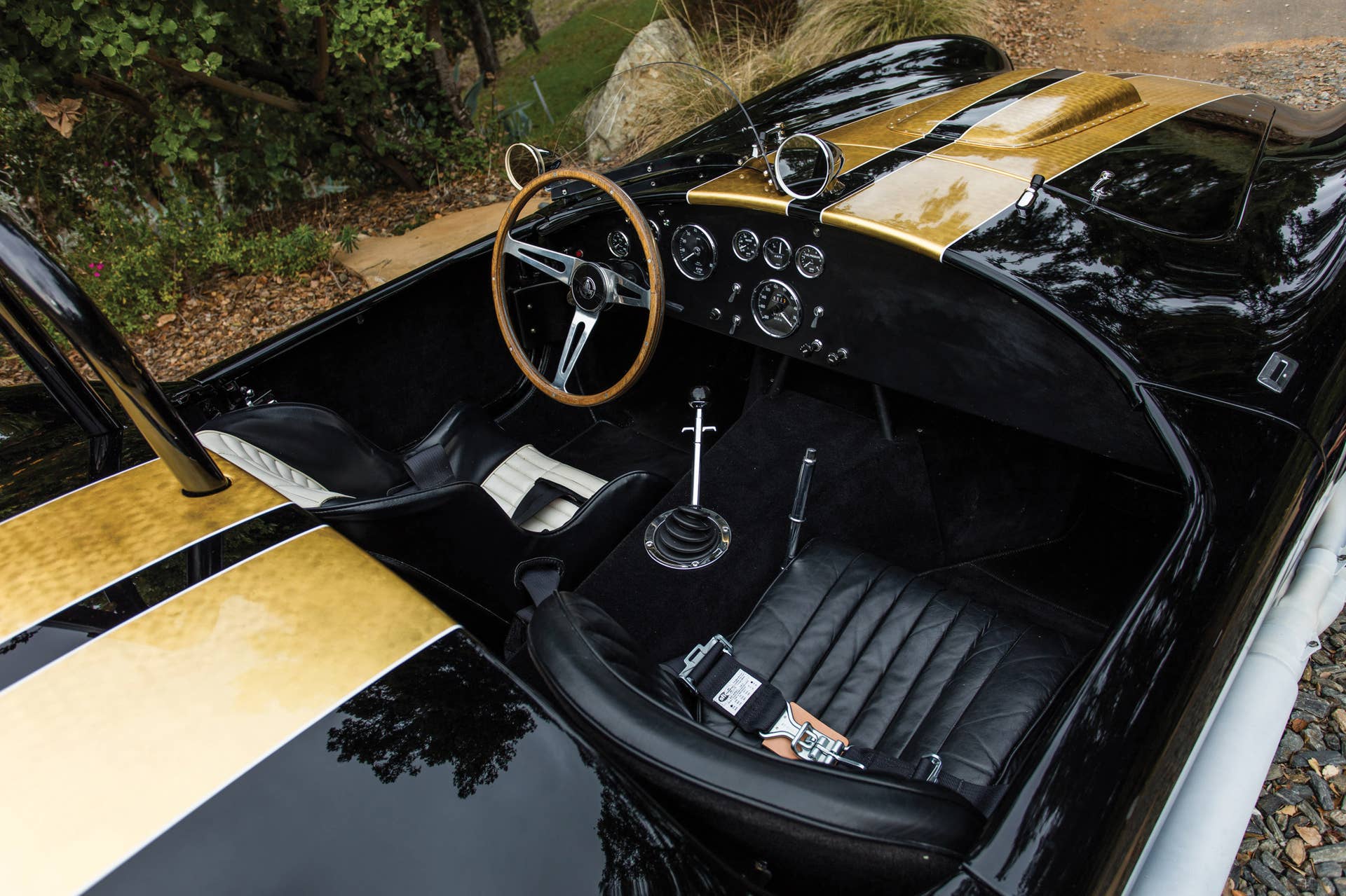 1965 Shelby 427 Competition Cobra cockpit