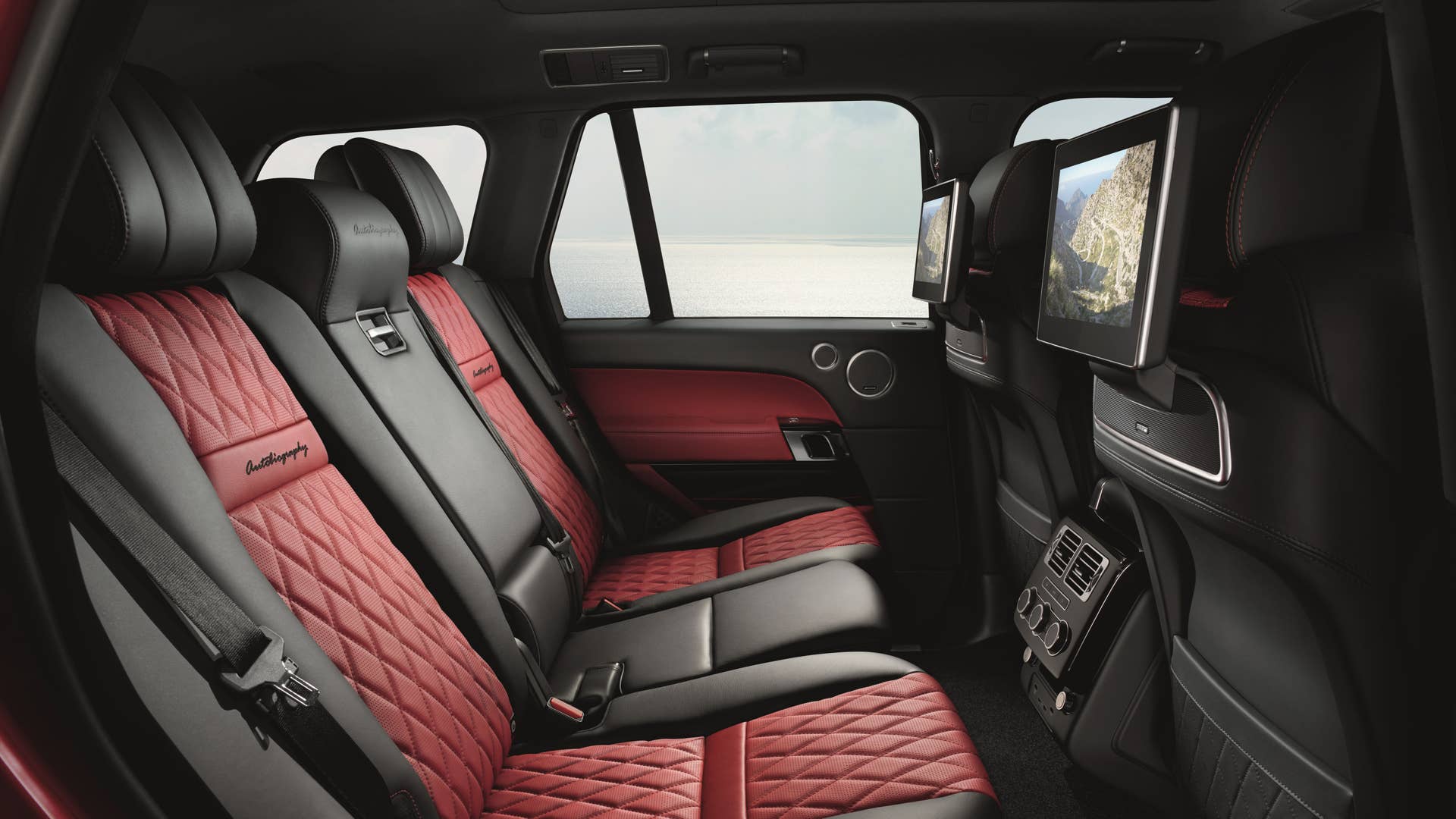 Range Rover SVAutobiography Dynamic Rear Seats Interior