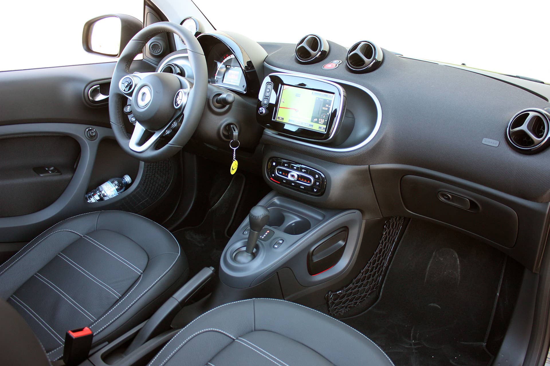 2017 Smart ForTwo Cabriolet interior