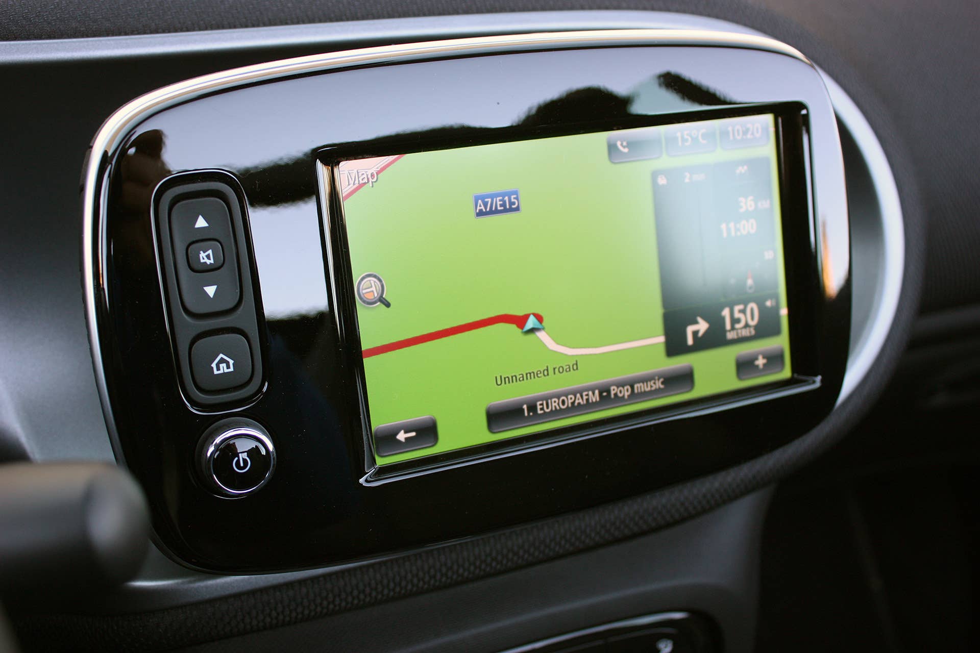 2017 Smart ForTwo Cabriolet navigation system
