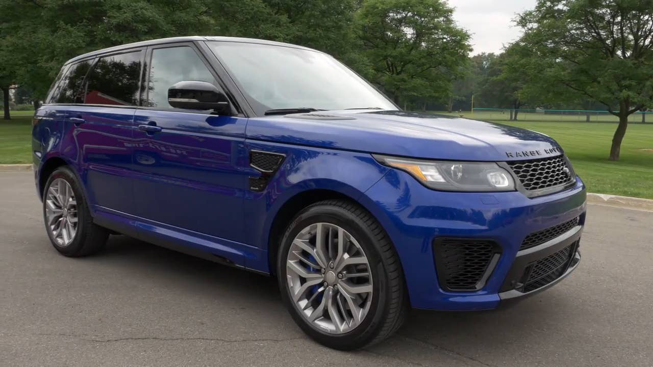 2015 Land Rover Range Rover SVR | Beauty-Roll
