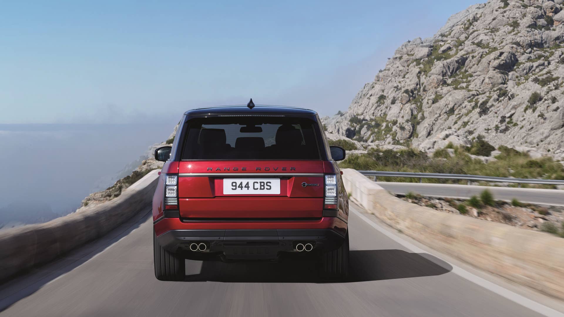 2017 Range Rover SVAutobiography Dynamic Rear Exterior