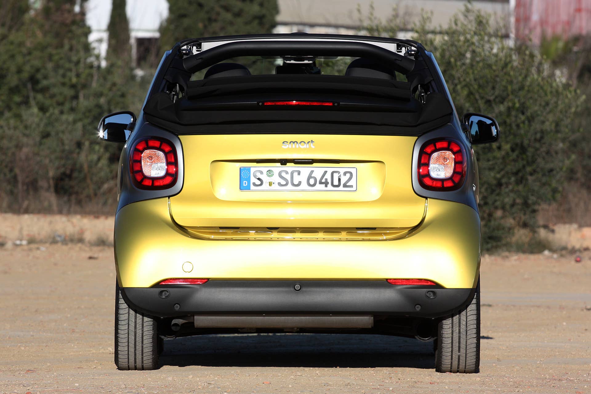 2017 Smart ForTwo Cabriolet rear view