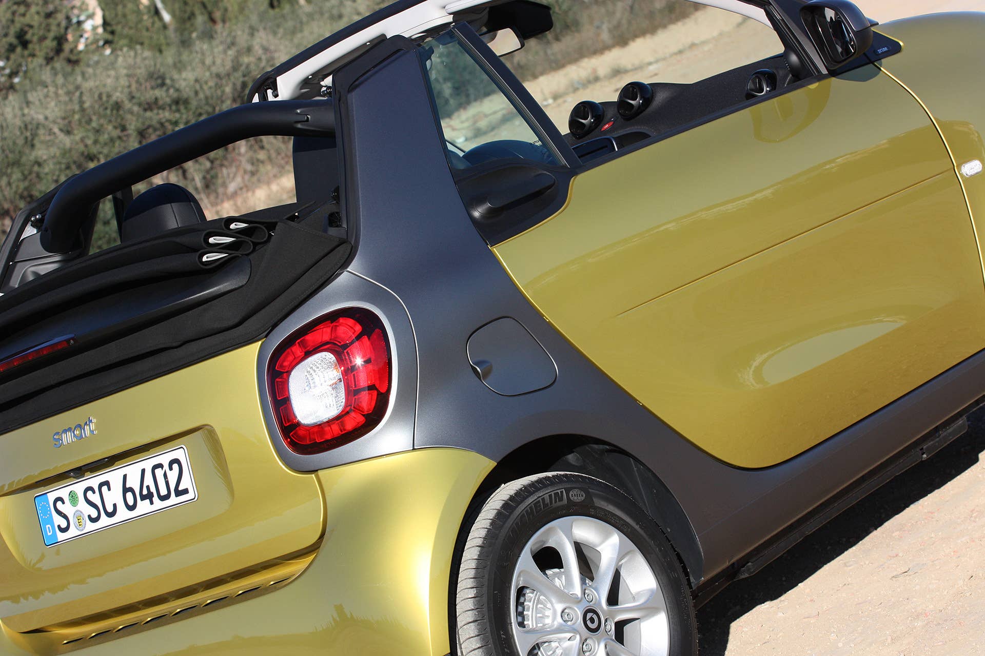2017 Smart ForTwo Cabriolet rear fender