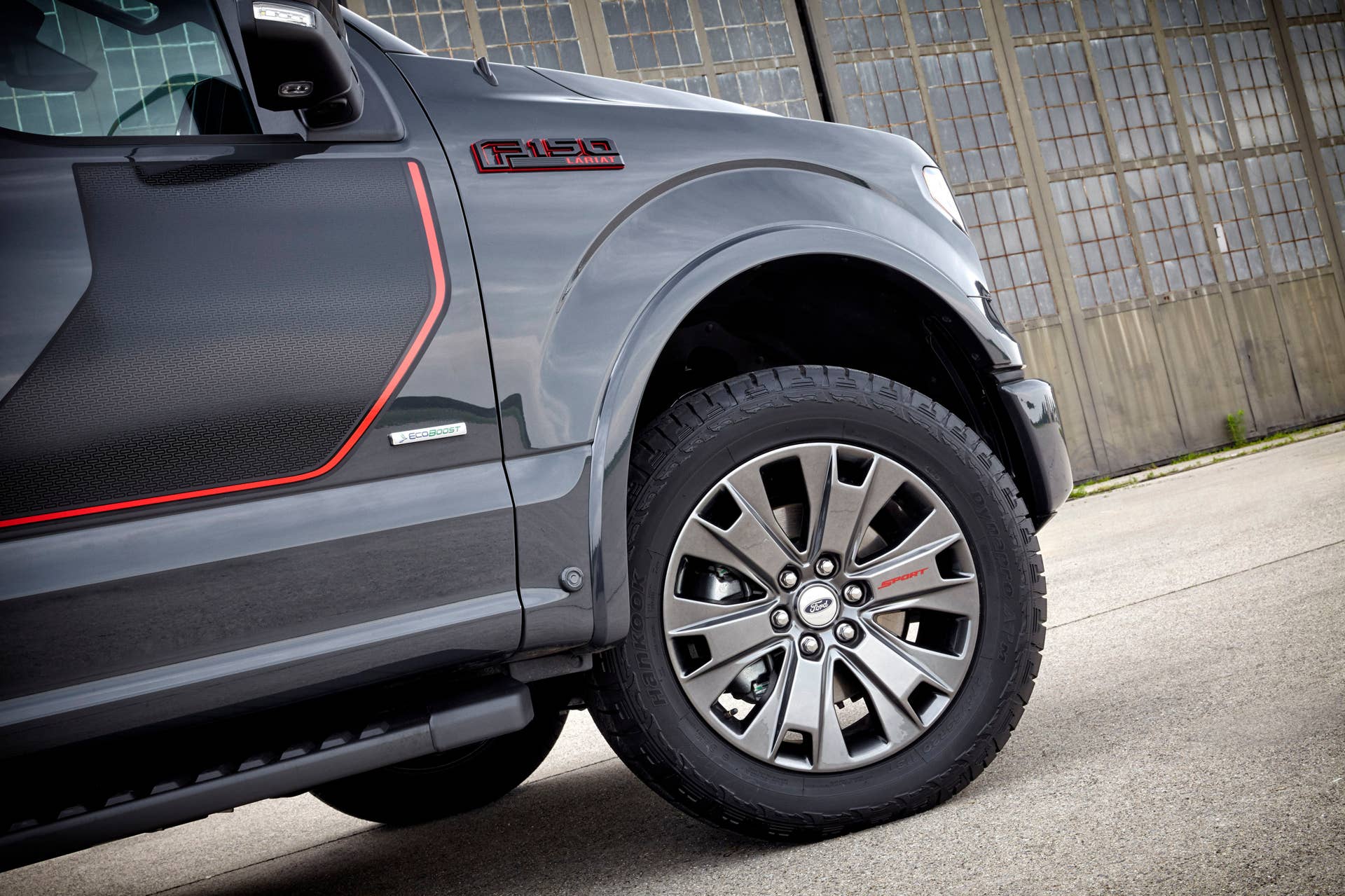 gray 2016 ford-150 lariat appearance package wheels