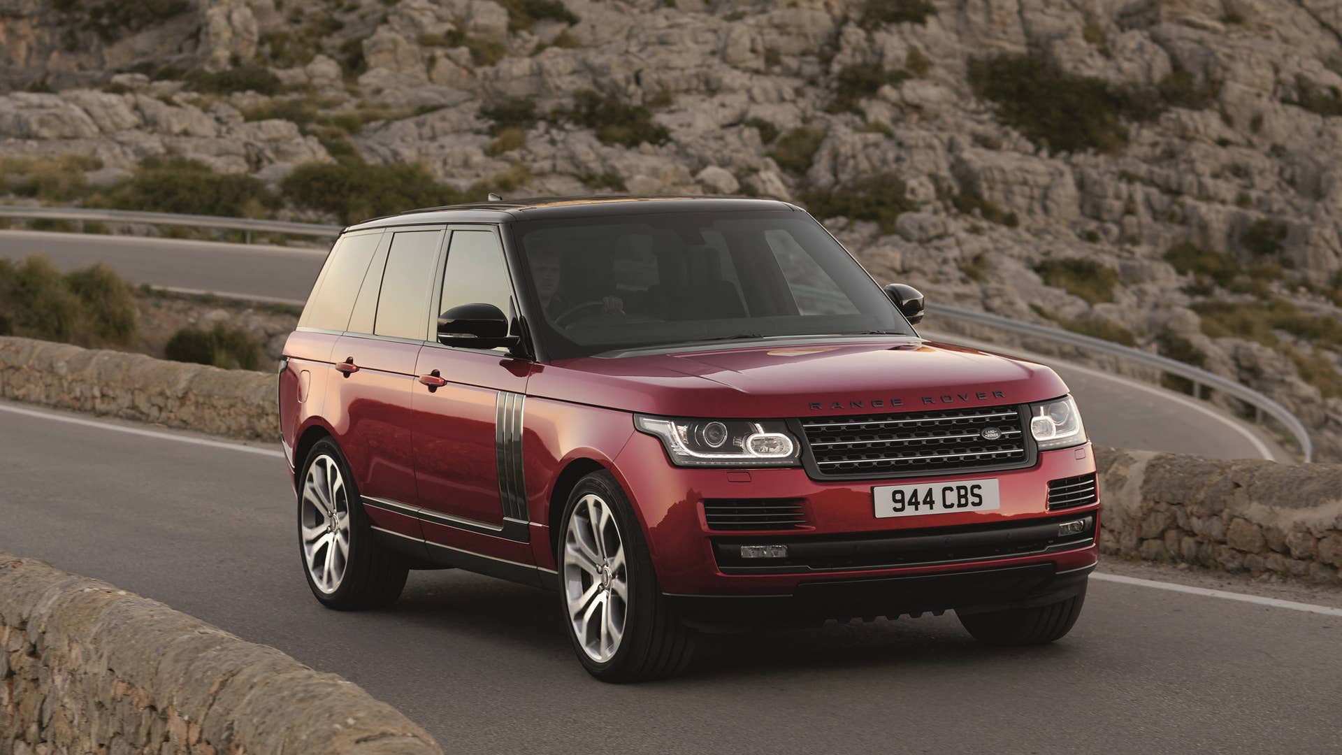 Range Rover SVAutobiography Dynamic Front Exterior