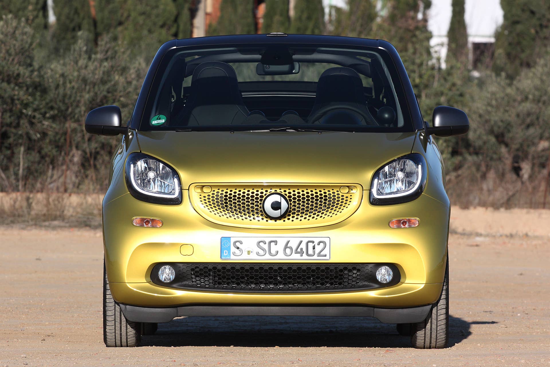 2017 Smart ForTwo Cabriolet front view