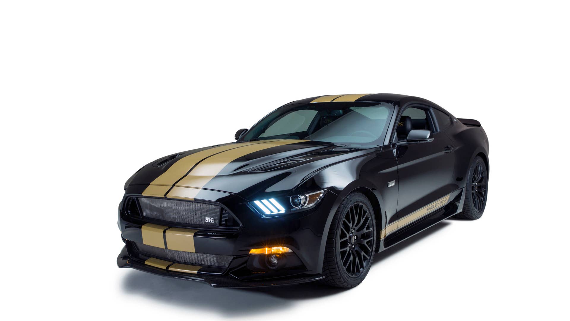 2016 ford shelby gt-h front three quarters lights