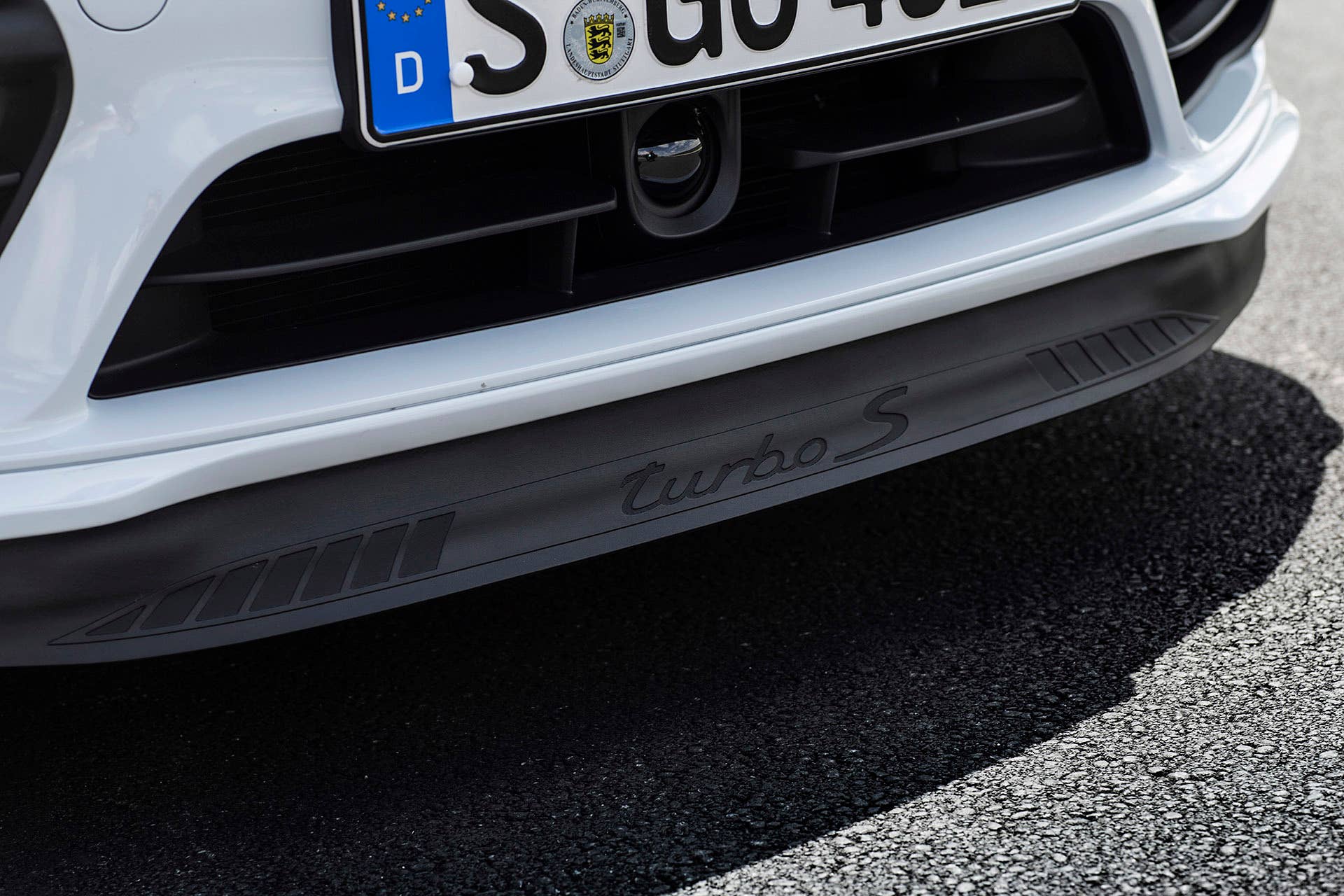 2017 Porsche 911 Turbo S front spoiler