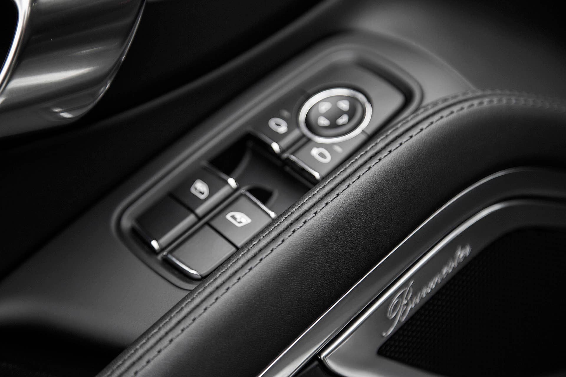 2017 Porsche 911 Turbo S interior stitching