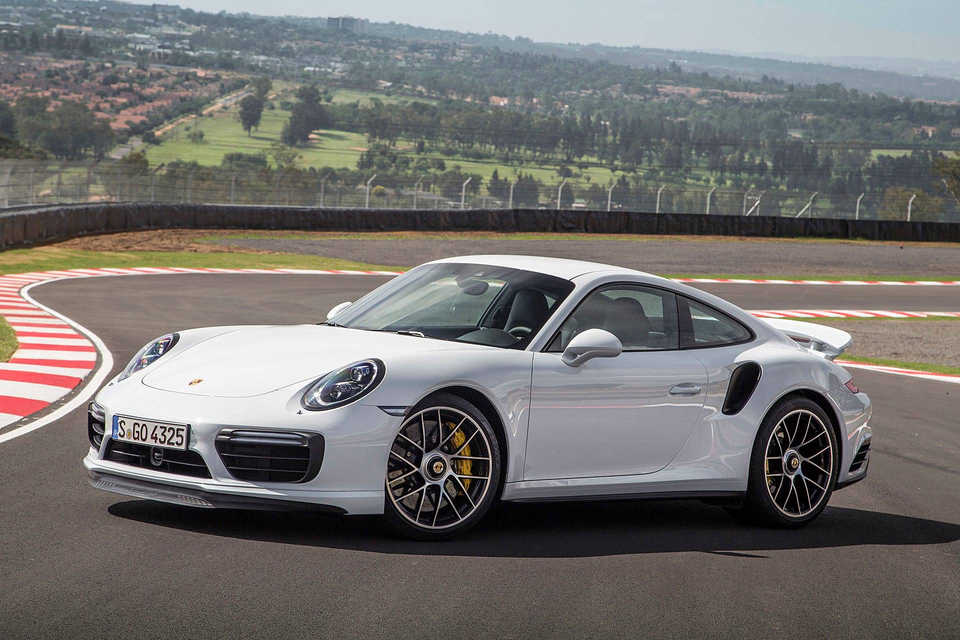 2017 Porsche 911 Turbo S front 3/4 view