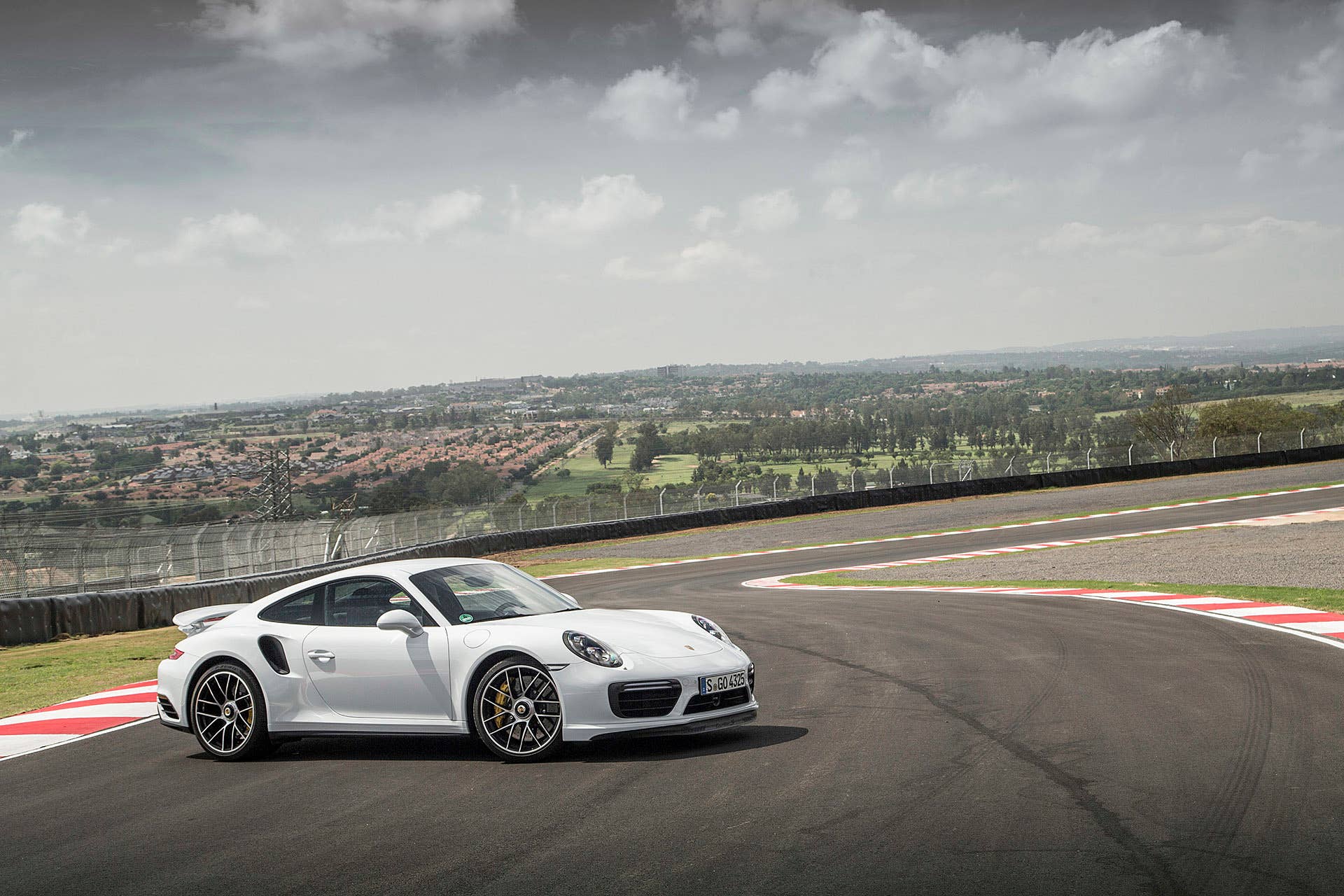 2017 Porsche 911 Turbo S front 3/4 view