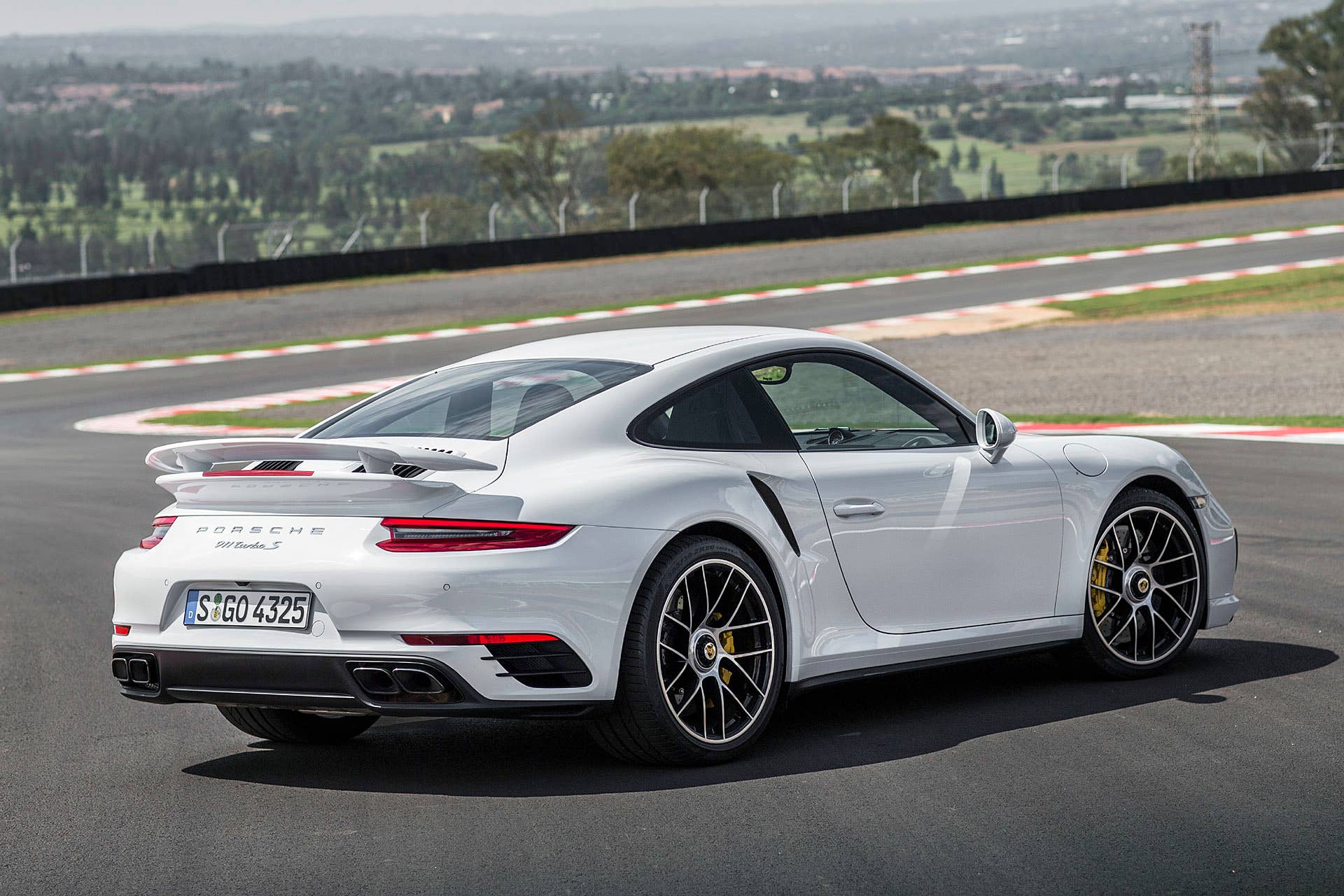 2017 Porsche 911 Turbo S rear 3/4 view