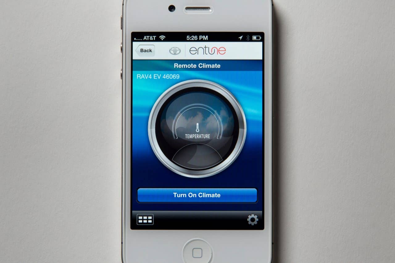 Toyota RAV4 EV app