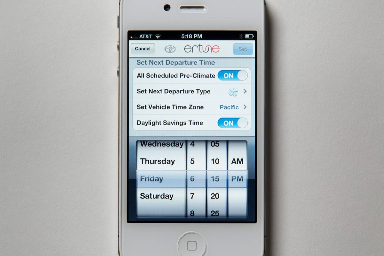 Toyota RAV4 EV app