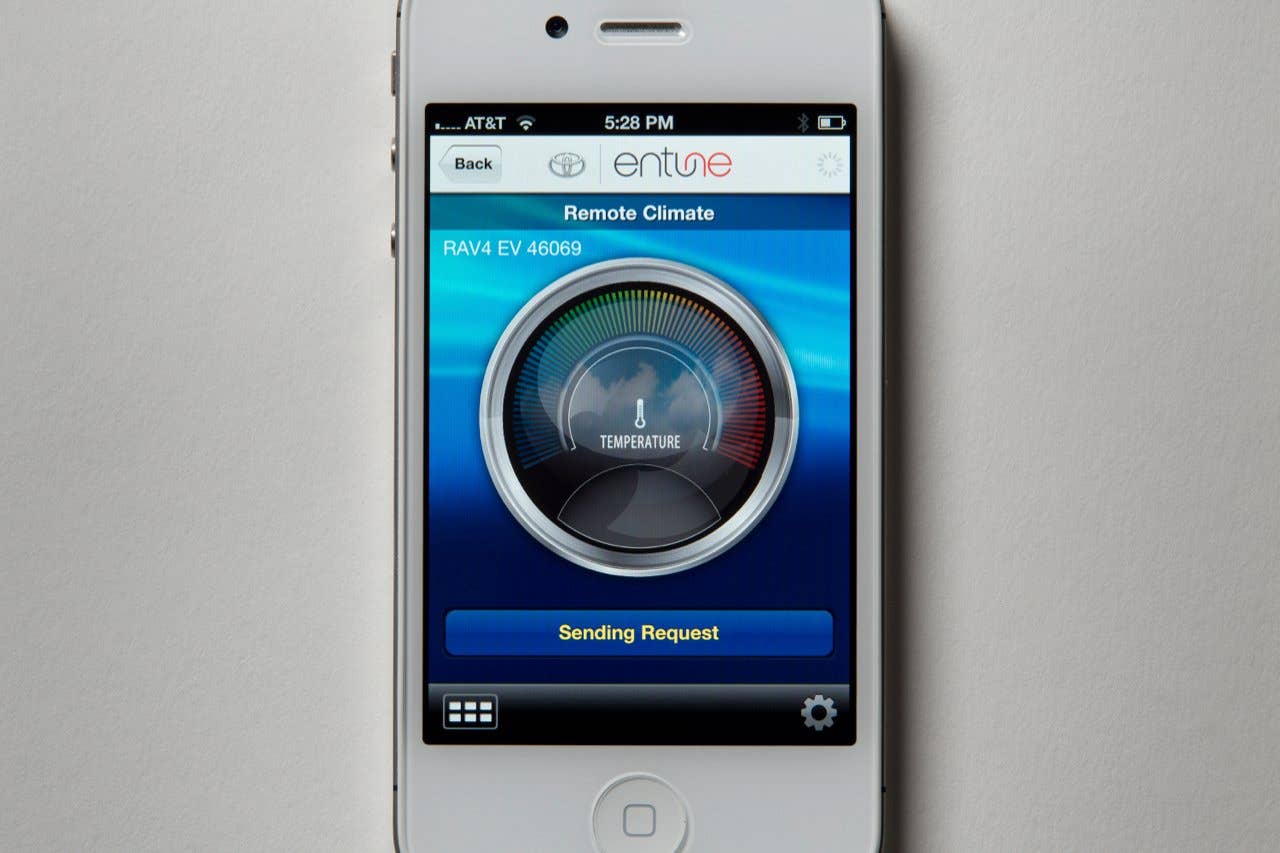 Toyota RAV4 EV app