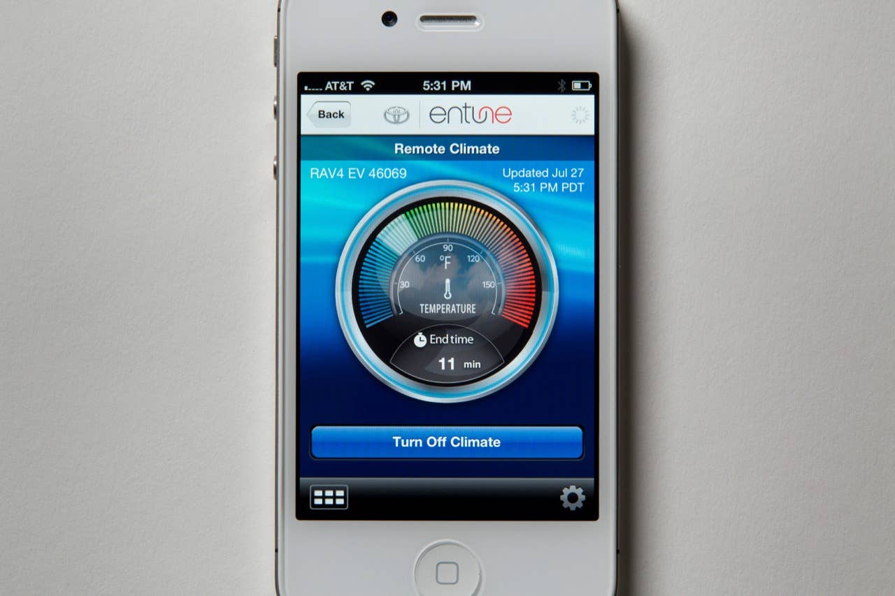 Toyota RAV4 EV app