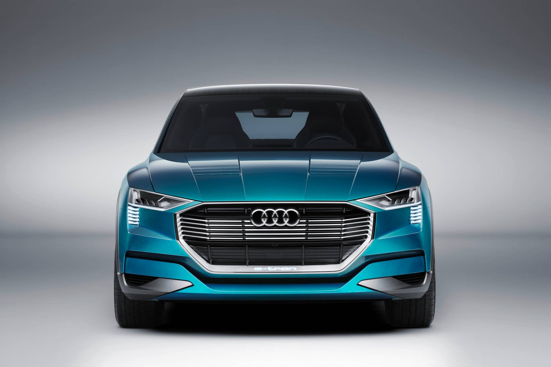 Audi e-tron quattro concept front view