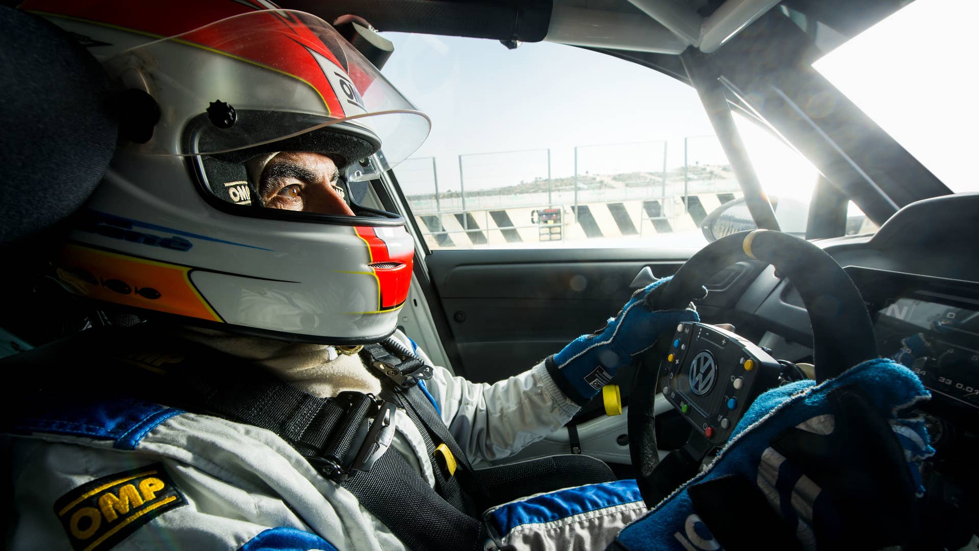 vw golf gti tcr cockpit