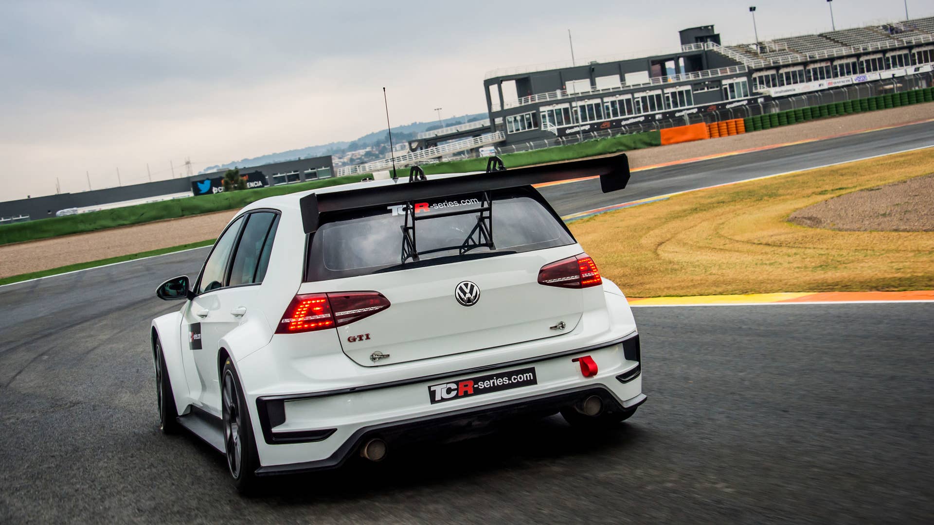 vw golf gti tcr rear