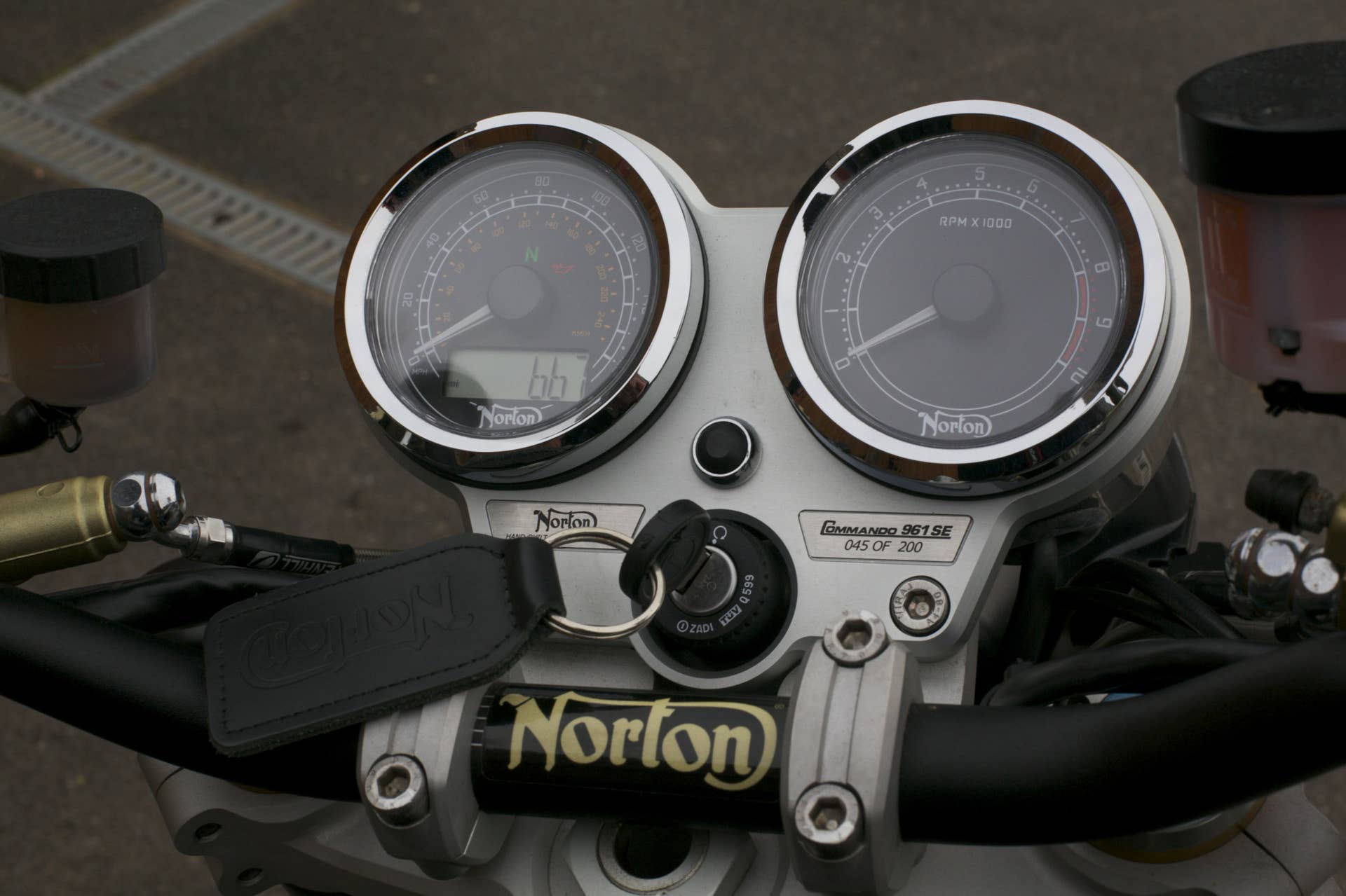 norton commando gauges