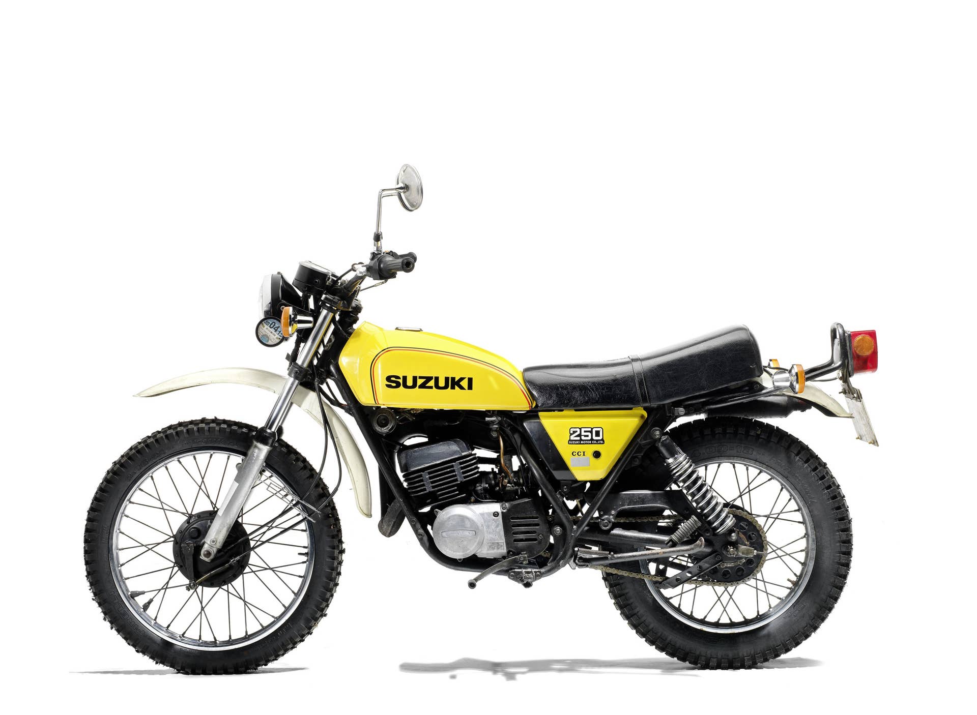 suzuki ts250 side