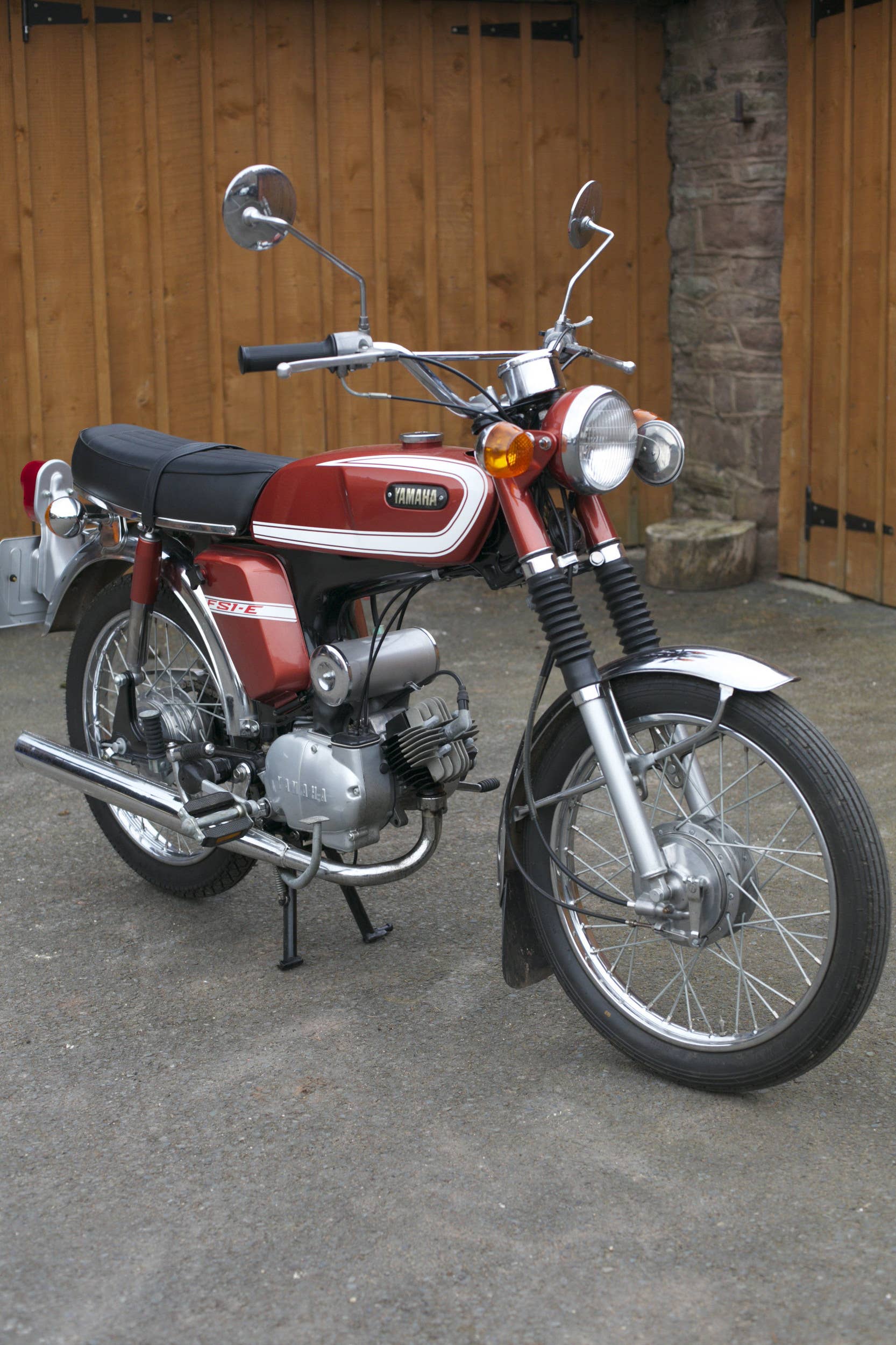yamaha fs1-e front