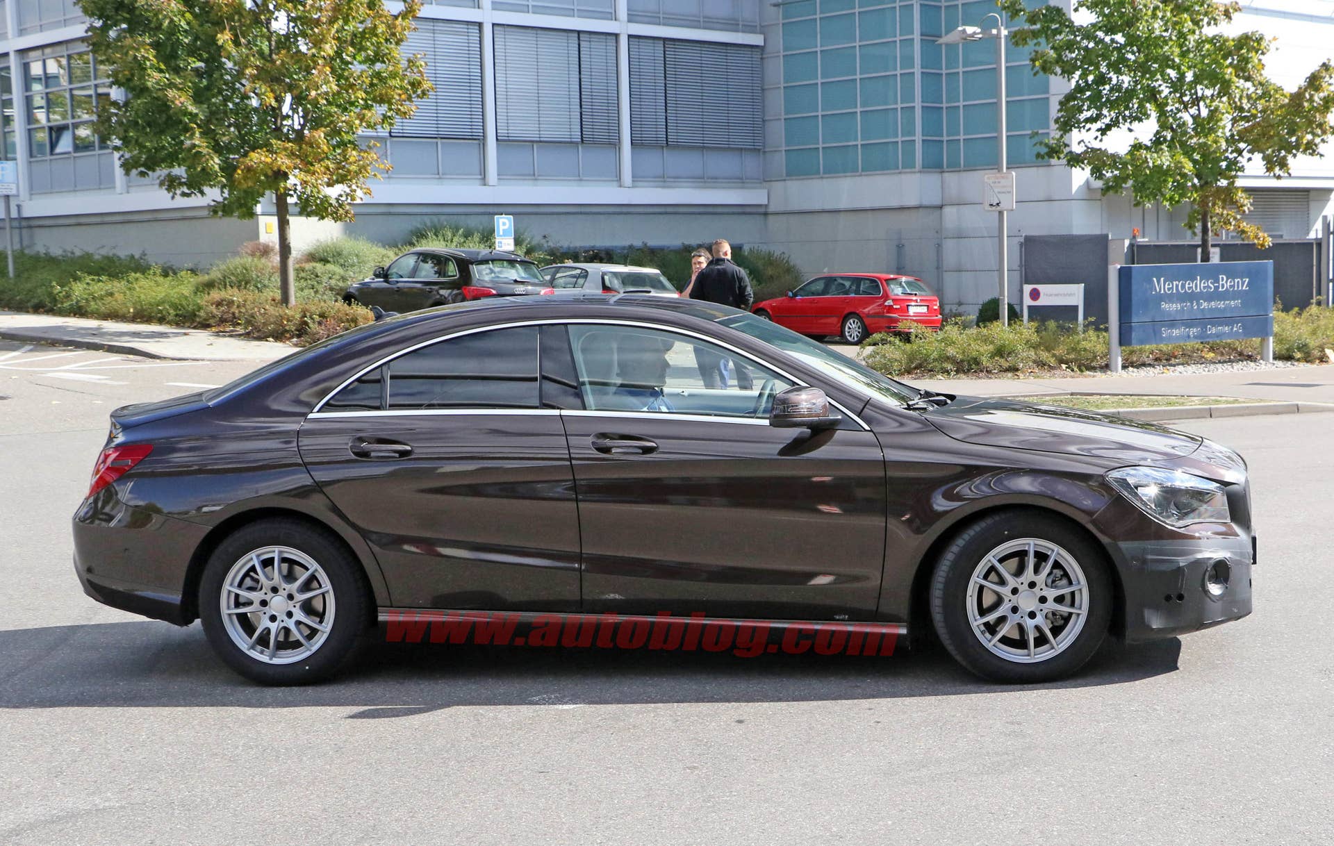 Mercedes-Benz CLA-Class facelift side