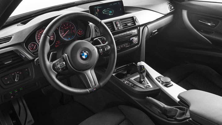 BMW 330e