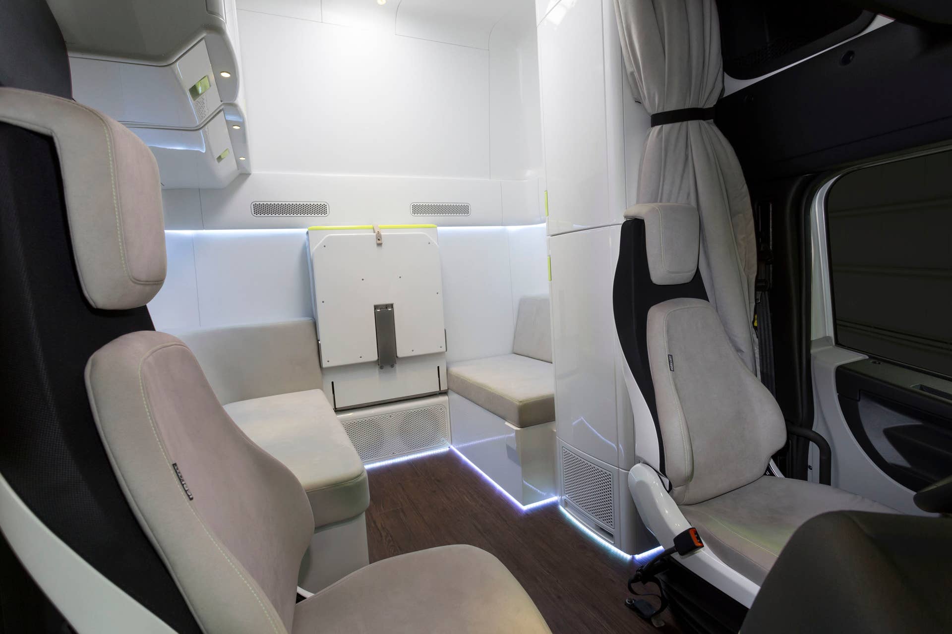 daimler supertruck interior