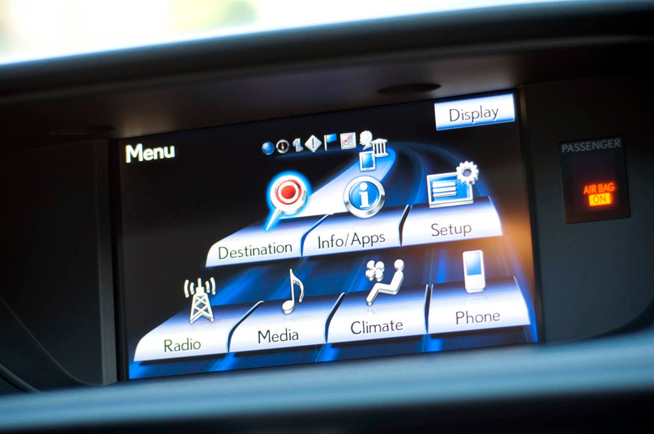 2013 Lexus ES 350 infotainment system