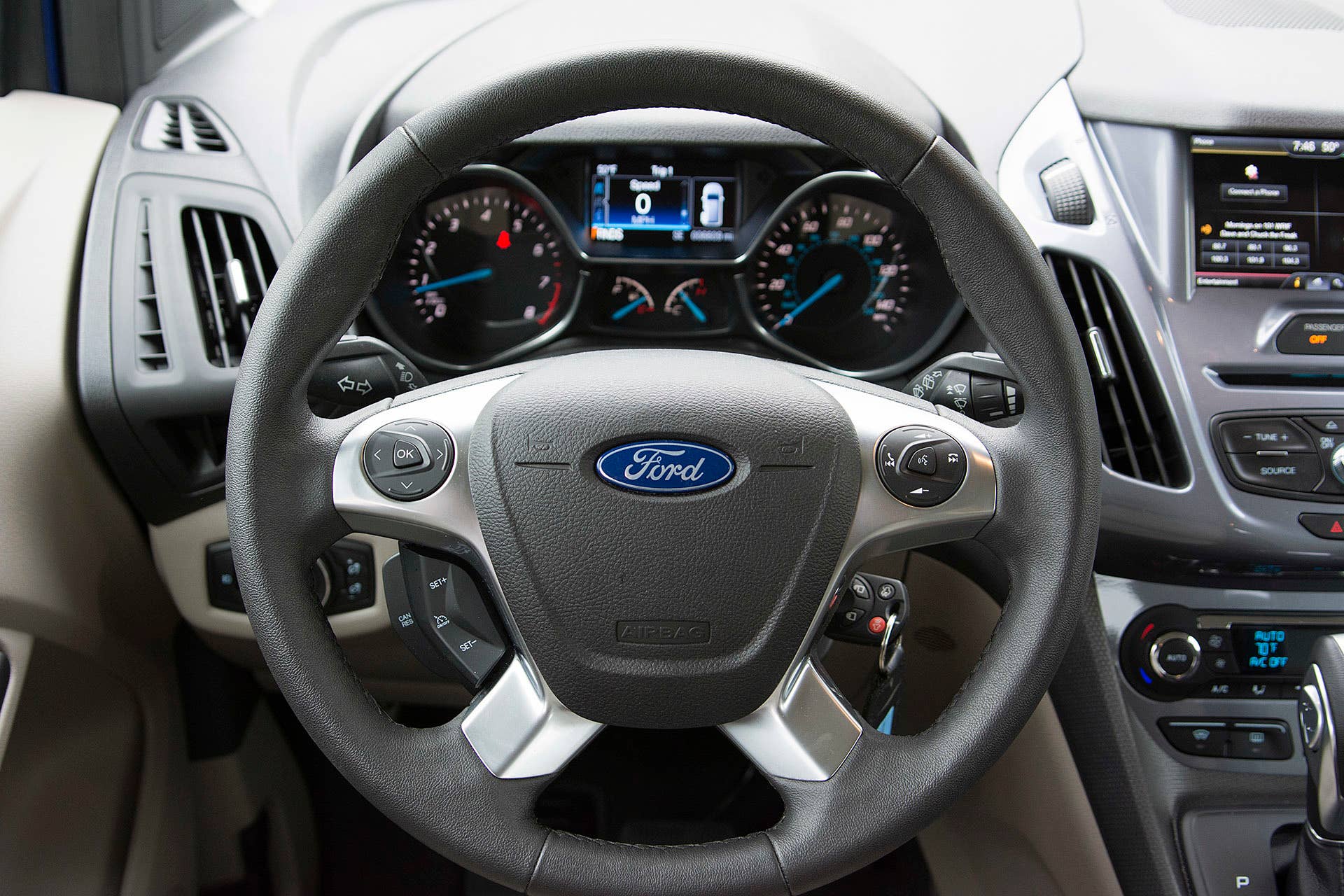 2015 Ford Transit Connect Wagon steering wheel