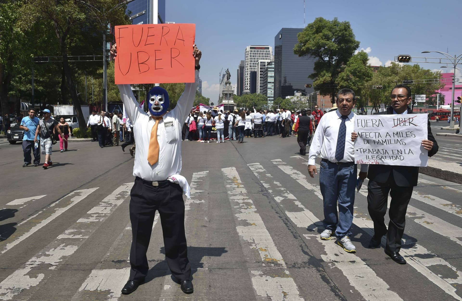 MEXICO-TRANSPORT-TAXI-UBER-PROTEST