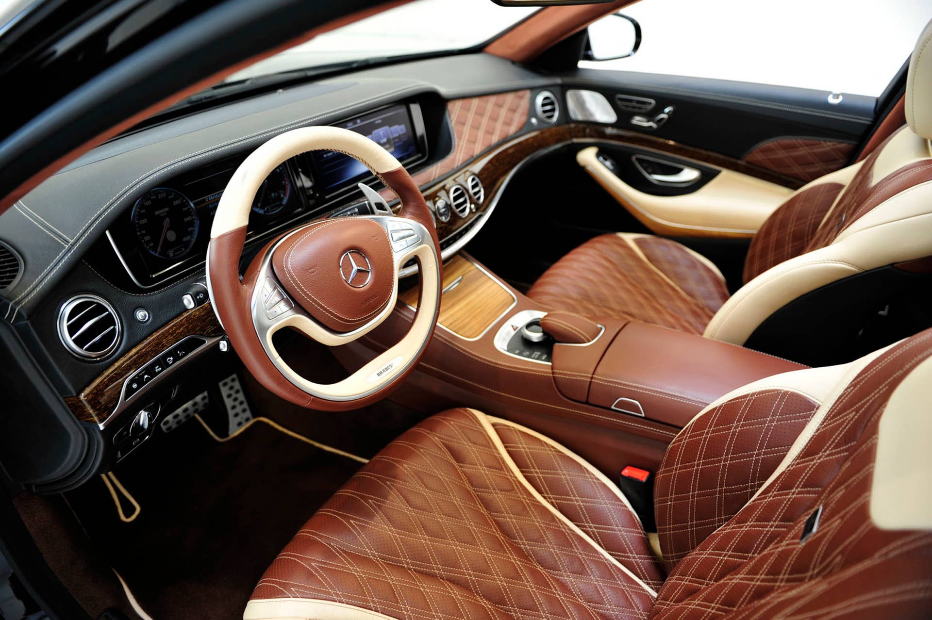 Brabus Maybach S600 interior