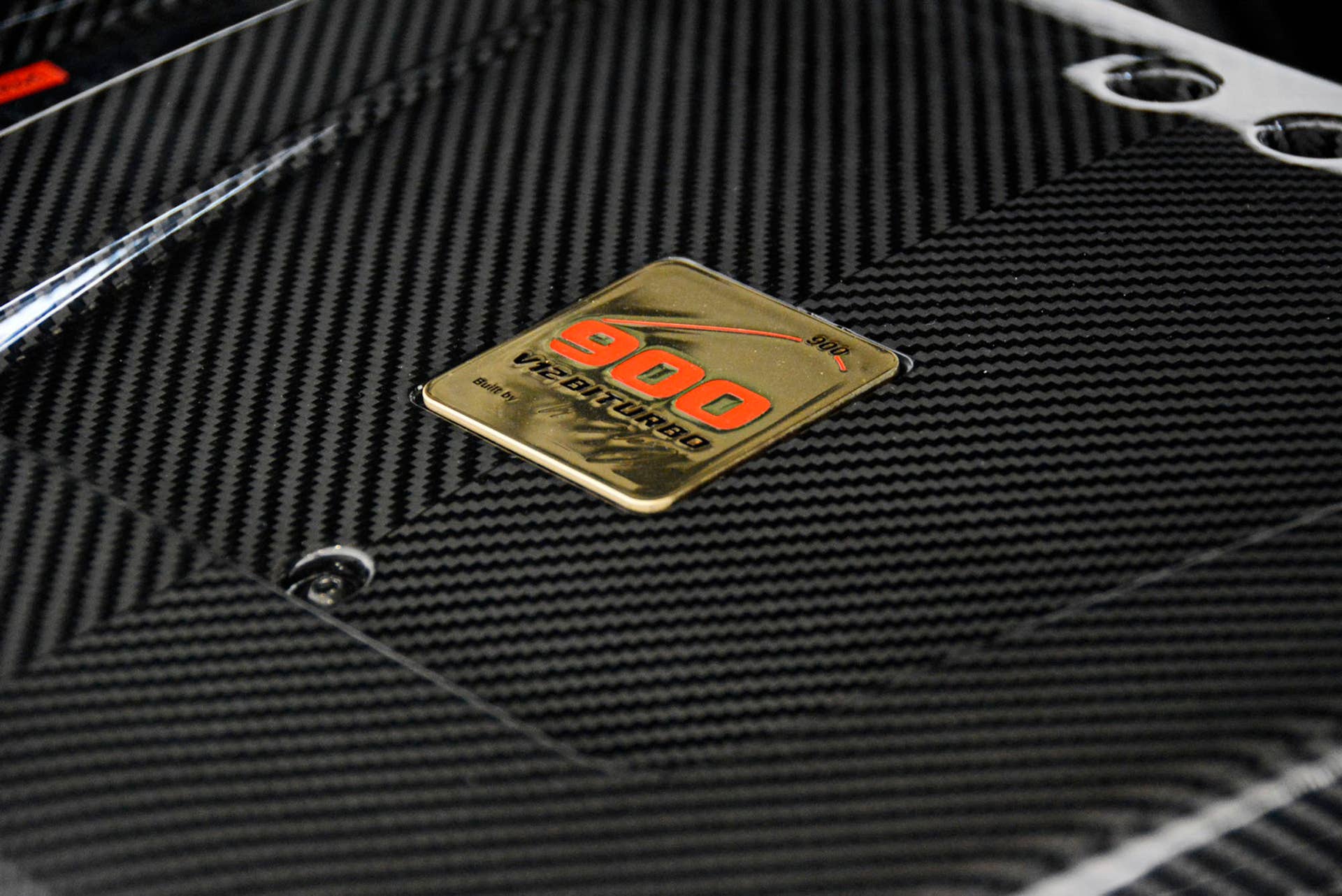 Mercedes-Maybach S600 Brabus engine badge