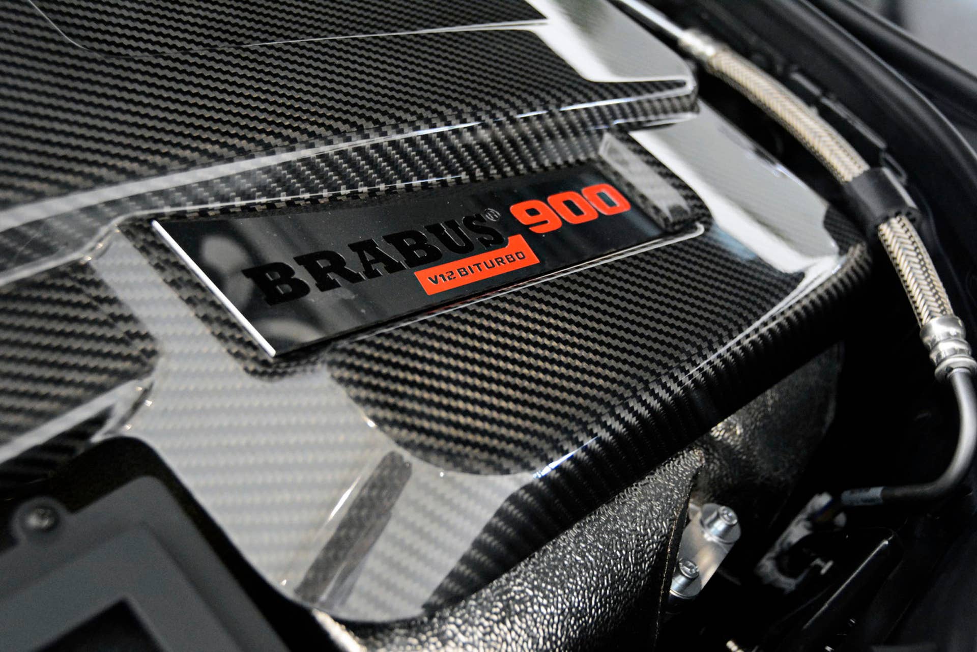 Mercedes-Maybach S600 Brabus engine logo