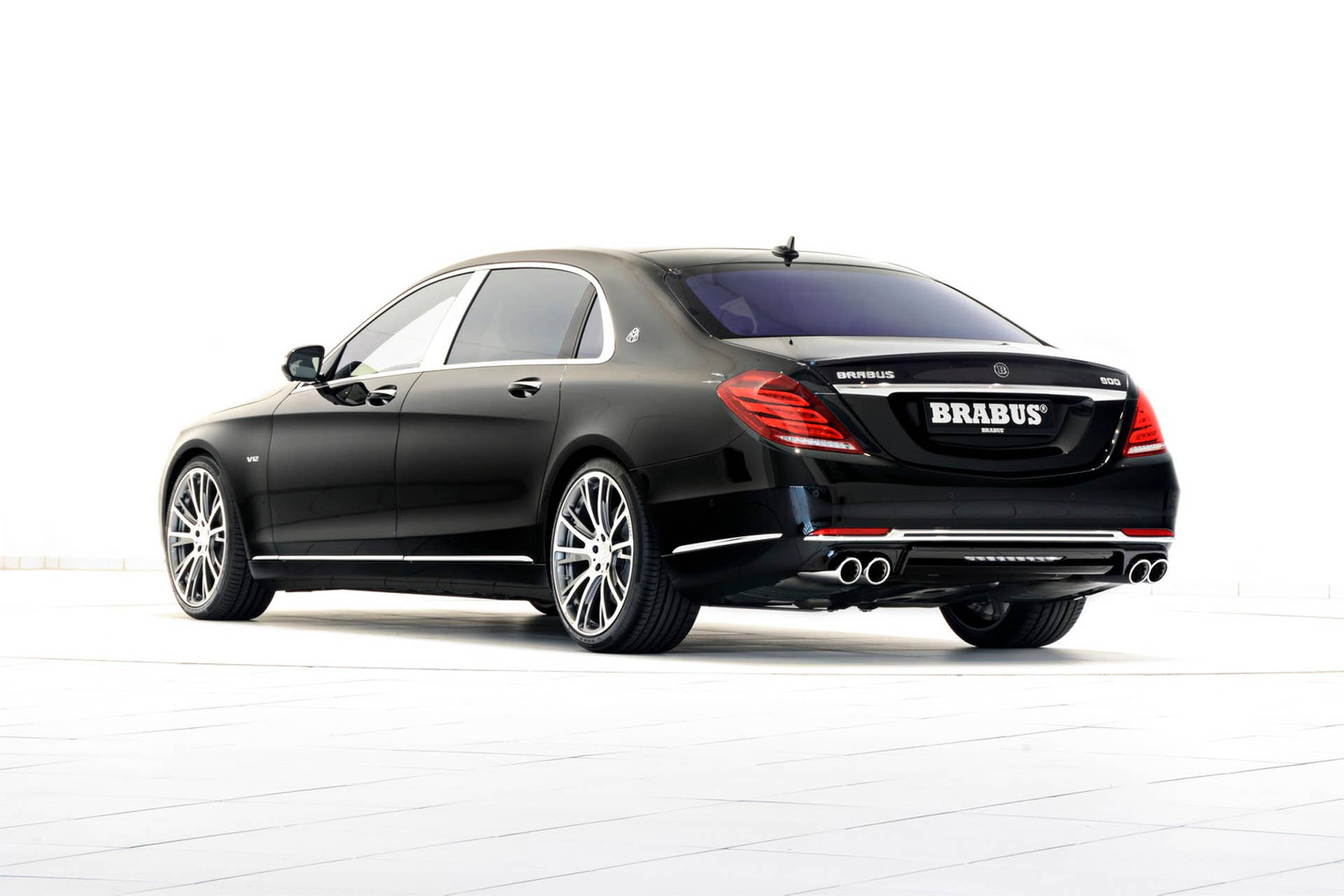 Mercedes-Maybach S600 by Brabus rear 3/4