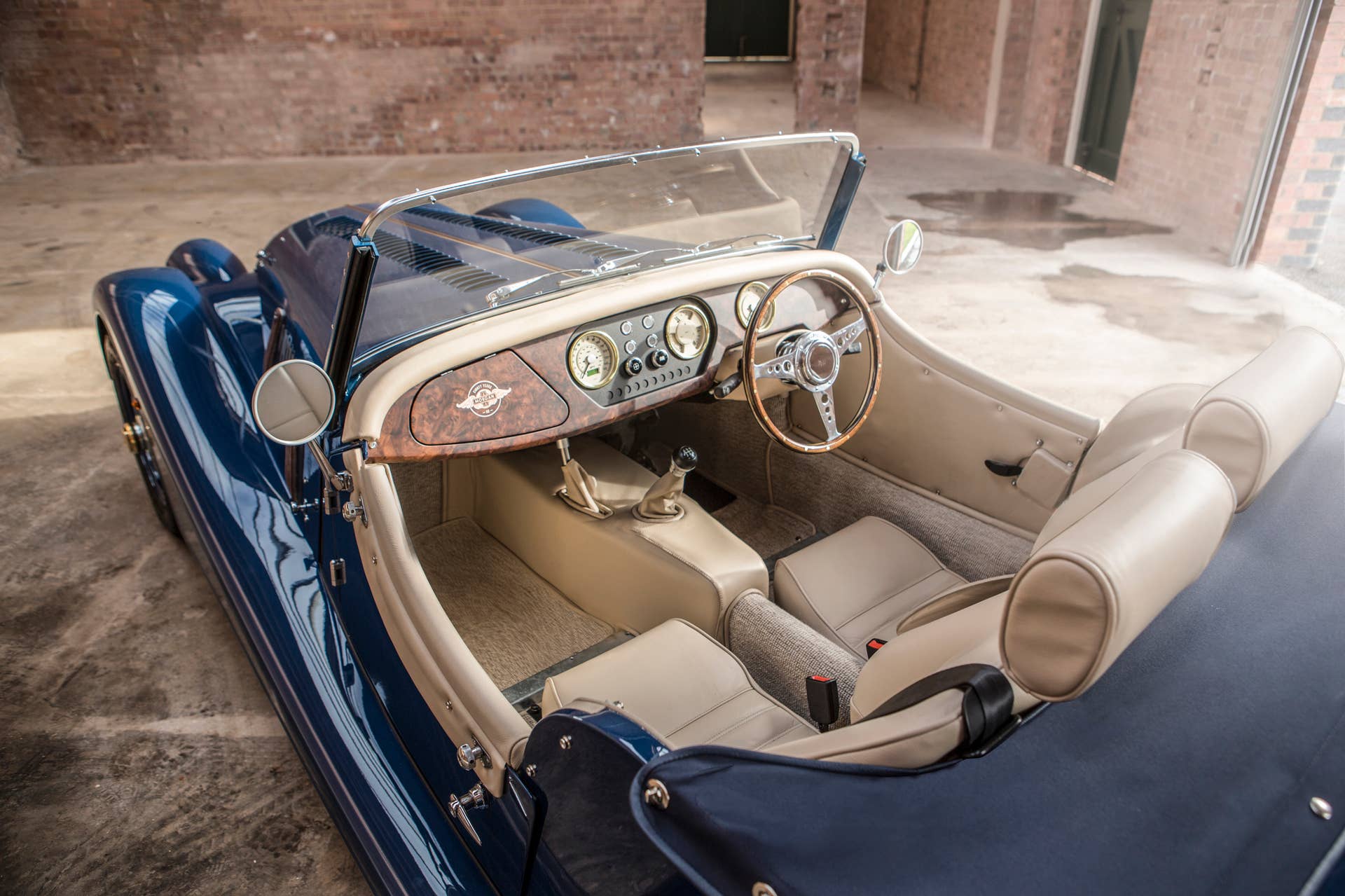 Morgan 4/4 80th Special Edition cockpit