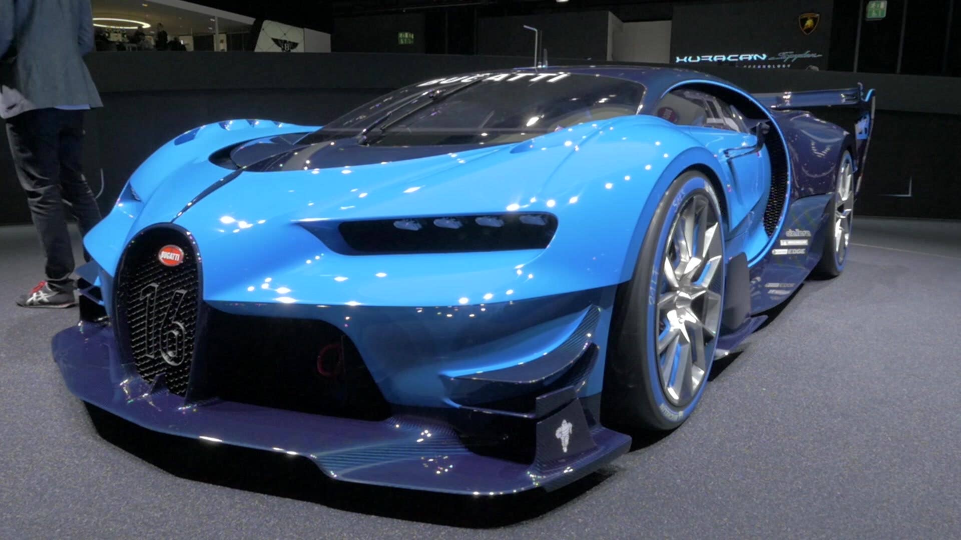 Bugatti Vision Gran Turismo | 2015 Frankfurt Motor Show | Beauty-Roll
